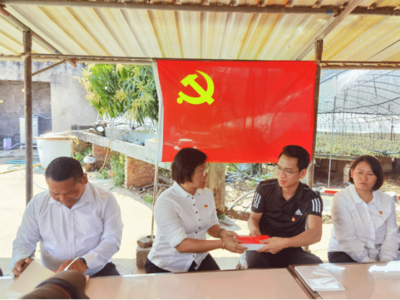 春風送暖意，入企暖民心——臨滄市農業技術推廣站黨支部開展主題黨日活動紀實